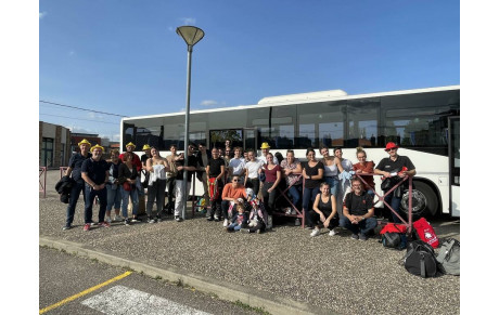 Tous à Falck en bus !